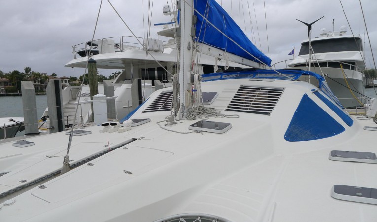 42 Jeantot Foredeck