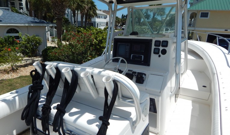32 Regulator Helm