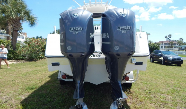 32 Regulator Stern