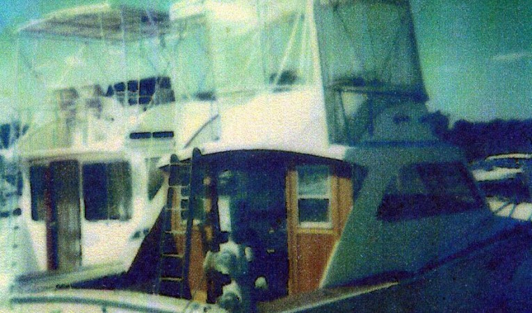 33 Egg Harbor Aft Starboard View