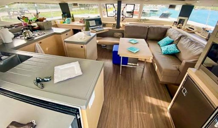47 Fountaine Pajot 