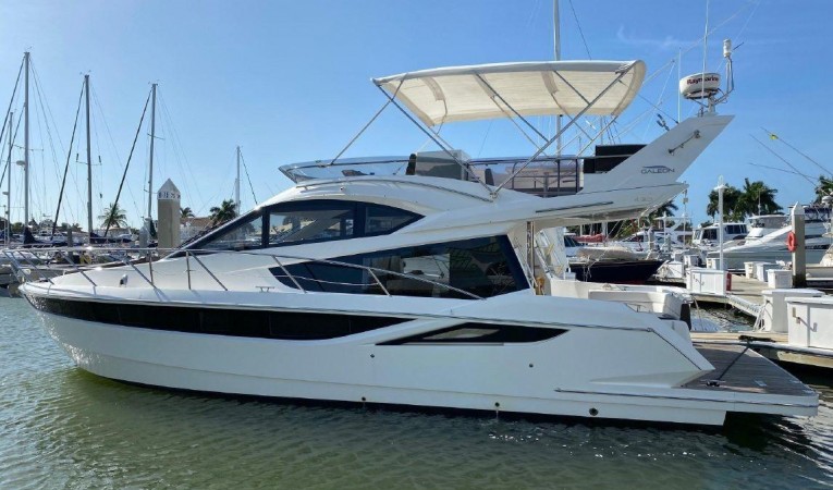 42 Galeon 
