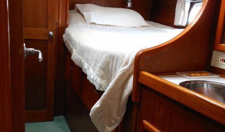 57 Wellington Port guest stateroom double