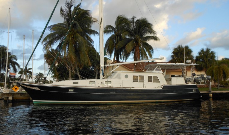 57 Wellington 57' Wellington profile