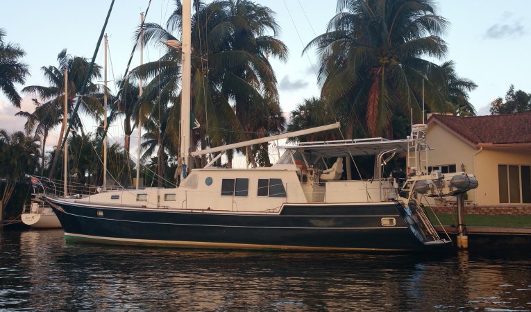 57 Wellington 57' Wellington with swim platform