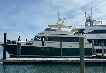 60' Hatteras 1993