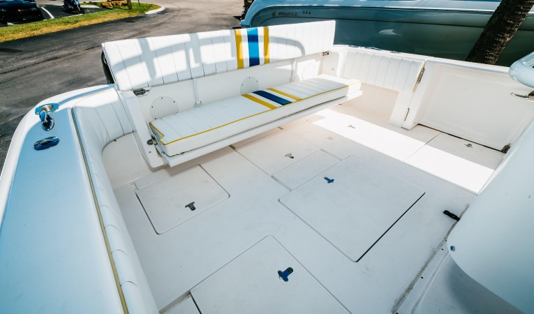 40 Intrepid Cockpit with Fold Down Seating