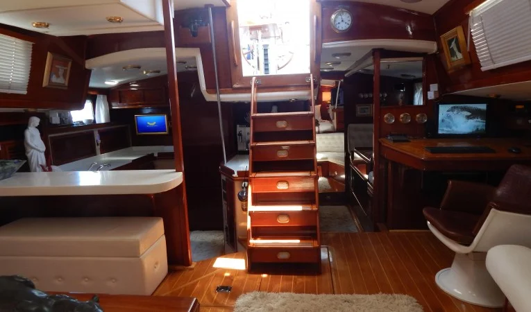 52 Irwin Salon looking aft