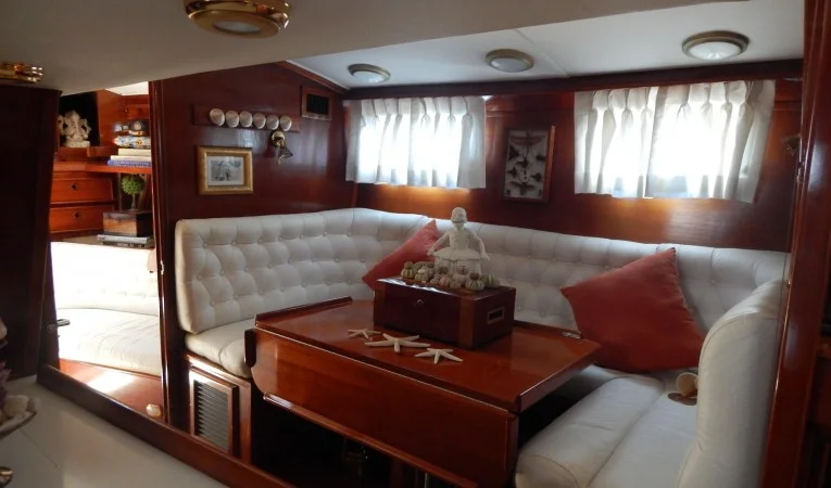 52 Irwin Dining room / 4th stateroom