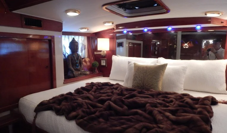 52 Irwin Owners stateroom - aft