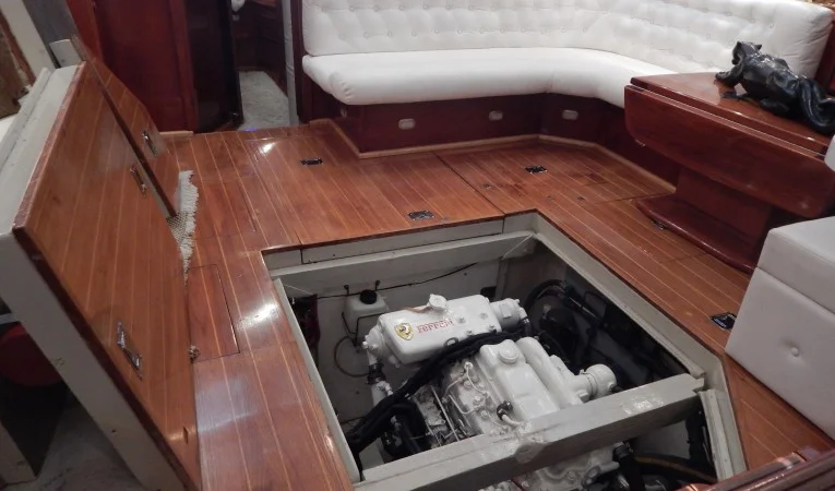 52 Irwin Engine room