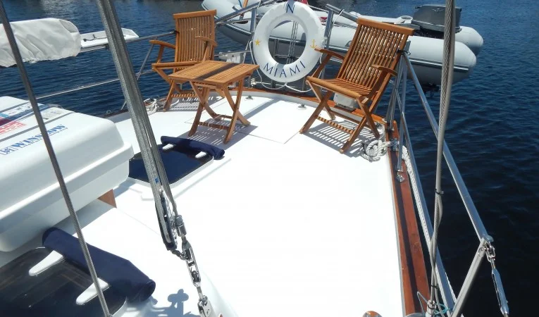 52 Irwin Aft deck