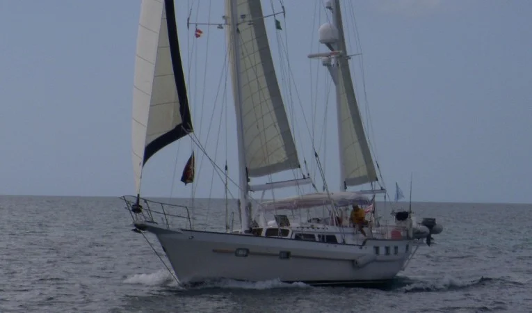 52 Irwin Under sail
