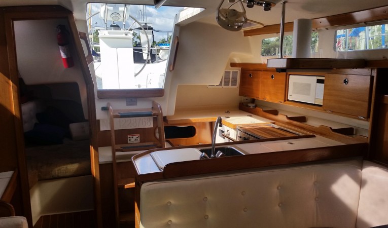 36 Catalina Aft Salon View