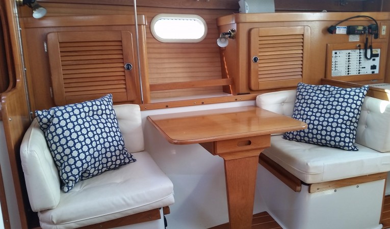 36 Catalina Conversation Area Convertible to Settee