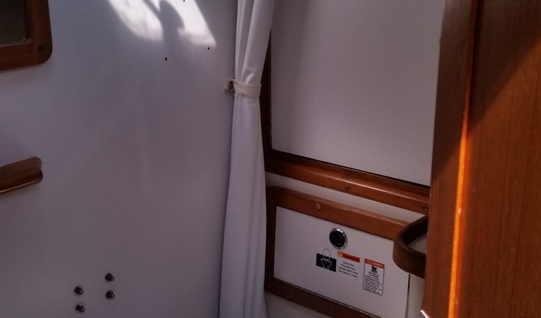 36 Catalina Head Compartment