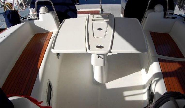49 Beneteau 