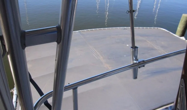 60 Bertram Cockpit Bimini