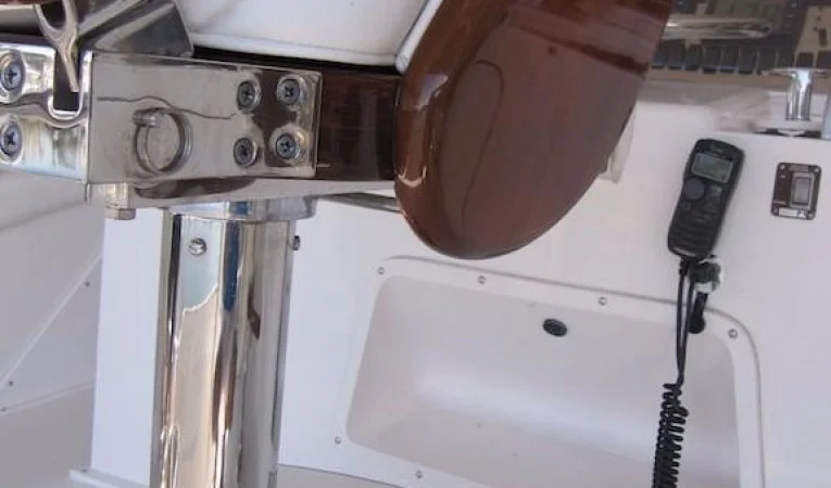 60 Bertram Flybridge Helm Chairs Detail