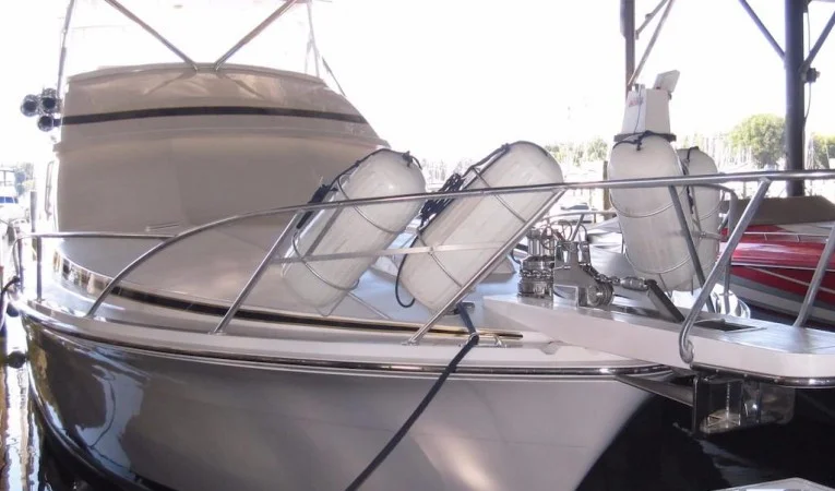 60 Bertram Starboard Bow