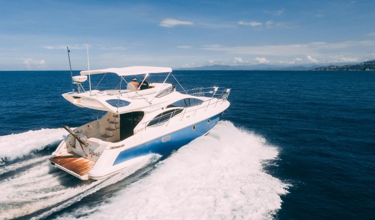 43 Azimut 