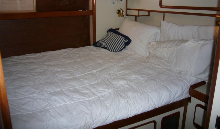 68 Irwin port aft cabin