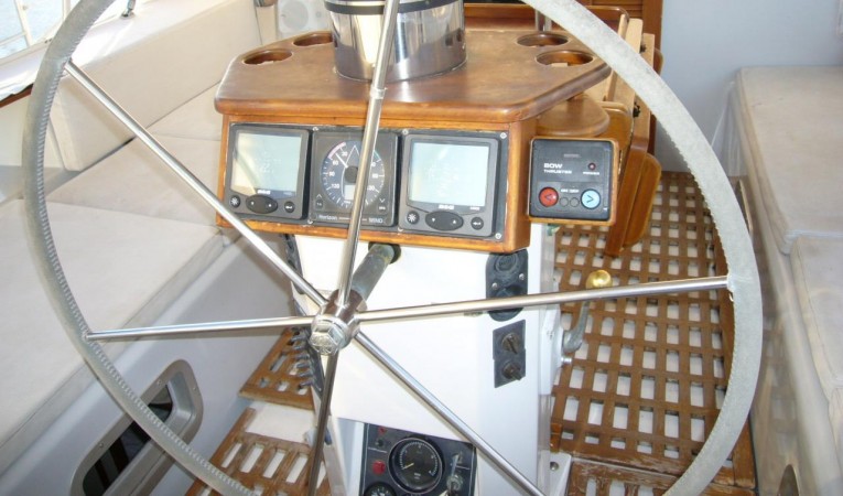 68 Irwin helm-forward view