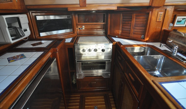 60 Maple Leaf Galley-5