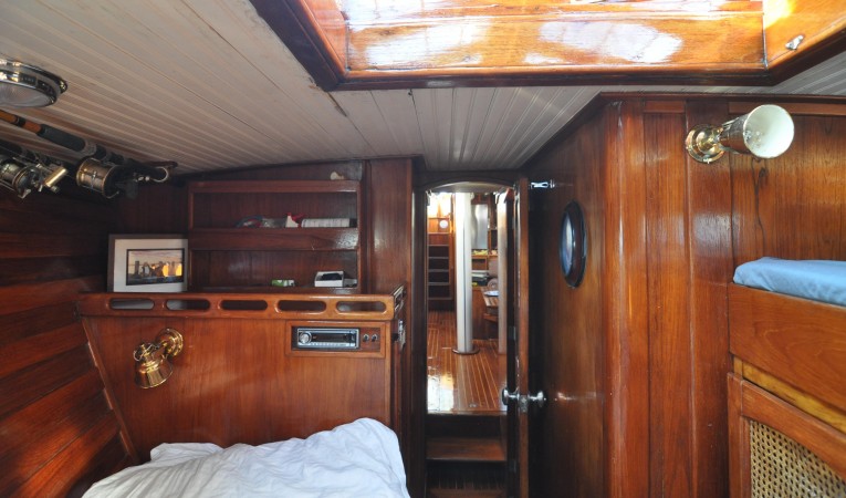 60 Maple Leaf Forward cabin
