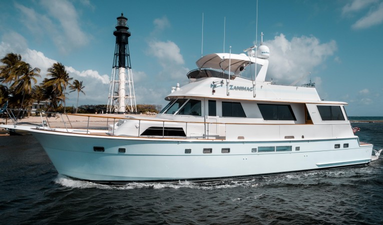 63 Hatteras Port Profile Idle