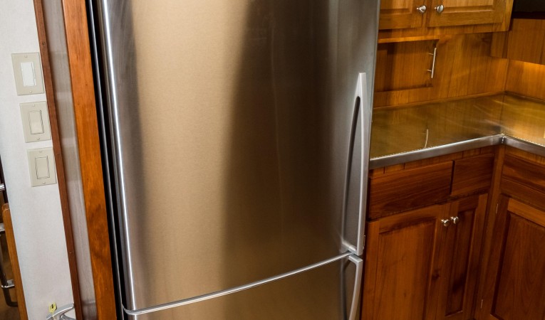 63 Hatteras Fridge/Freezer