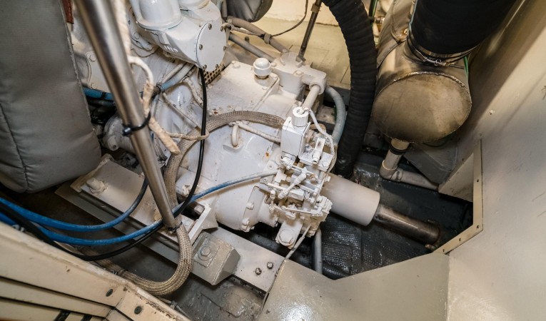 63 Hatteras Stbd Engine 4