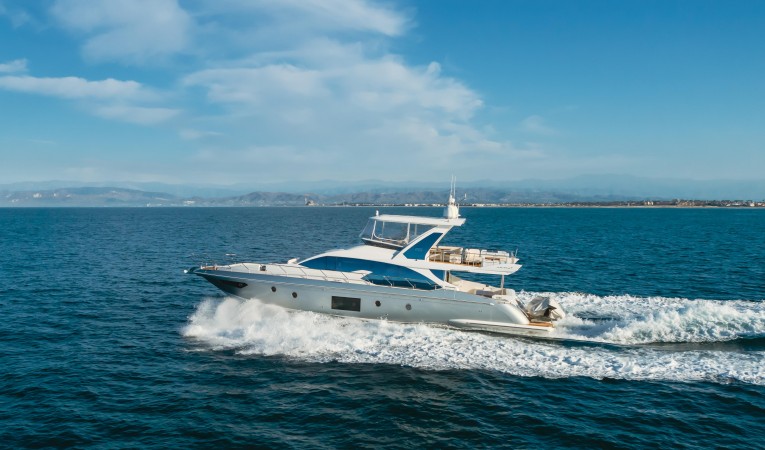 66 Azimut 