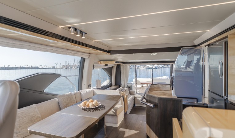 66 Azimut 