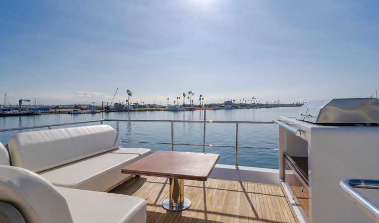 66 Azimut 