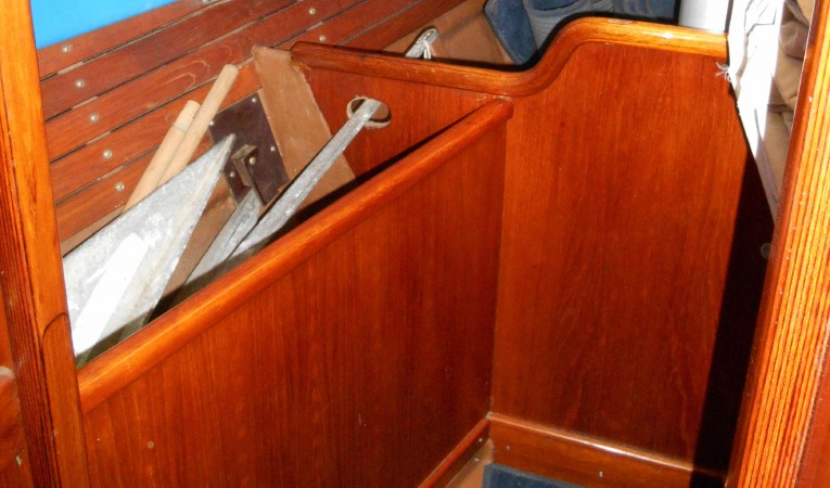 37 Nautor Swan Pipe berth folded up