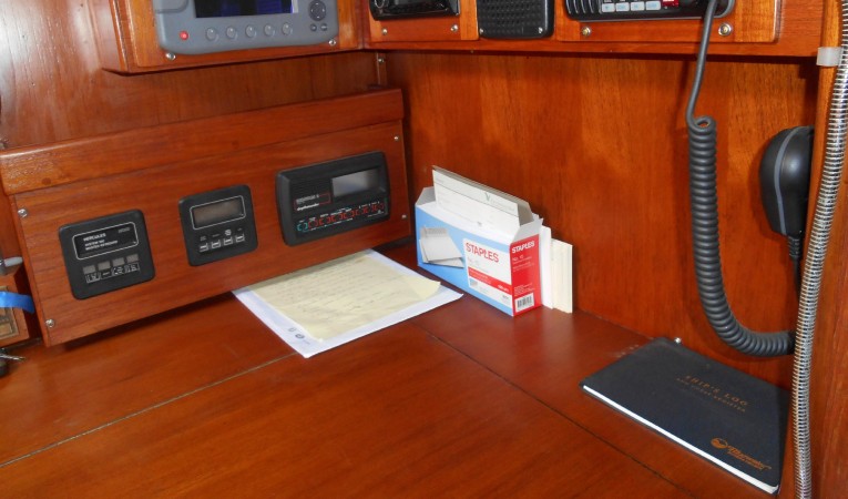 37 Nautor Swan Instruments