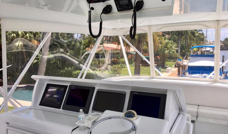 64 Hatteras Flybridge
