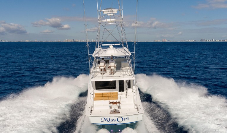 64 Hatteras Stern