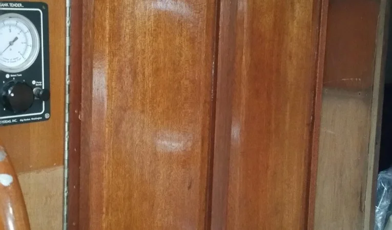 61 Abeking & Rasmussen Fuel Polishing System Doors