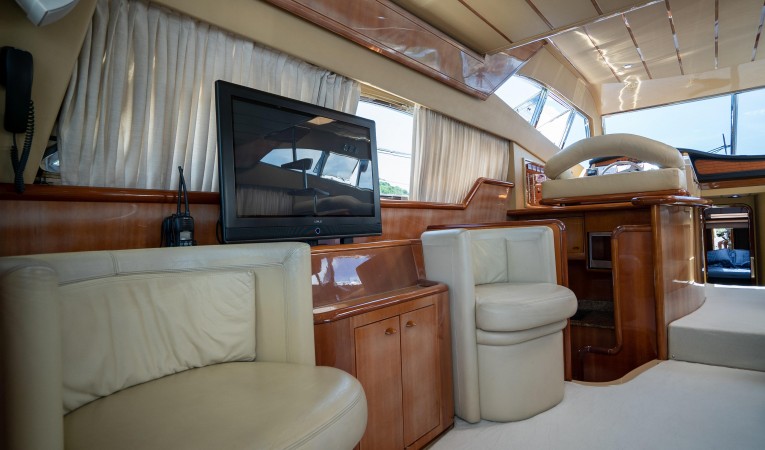 53 Ferretti Yachts 