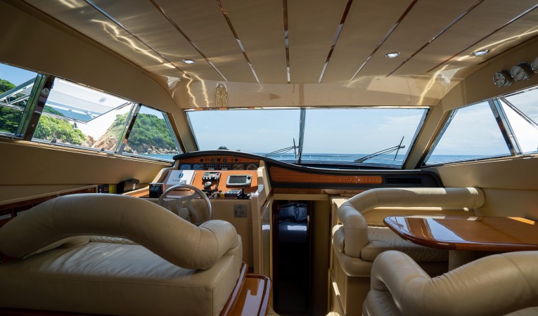 53 Ferretti Yachts 