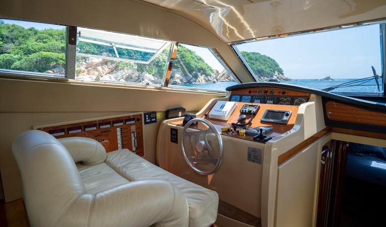 53 Ferretti Yachts 