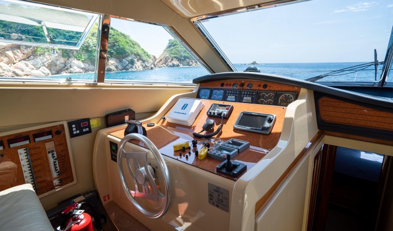 53 Ferretti Yachts 