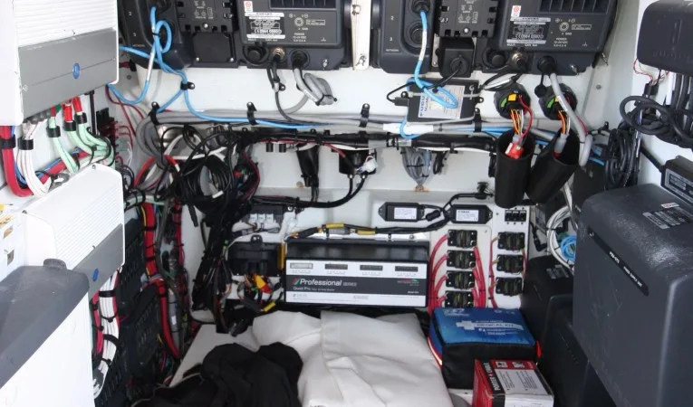 36 Yellowfin Console Interior