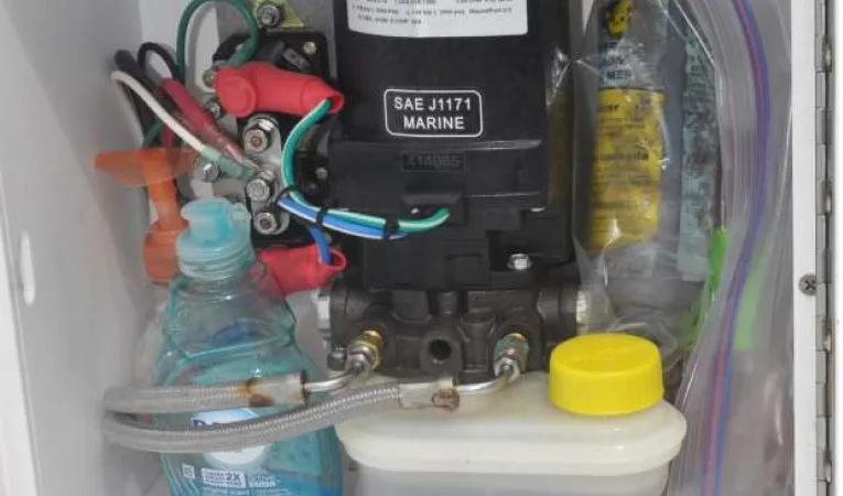 36 Yellowfin Hydraulic Pump