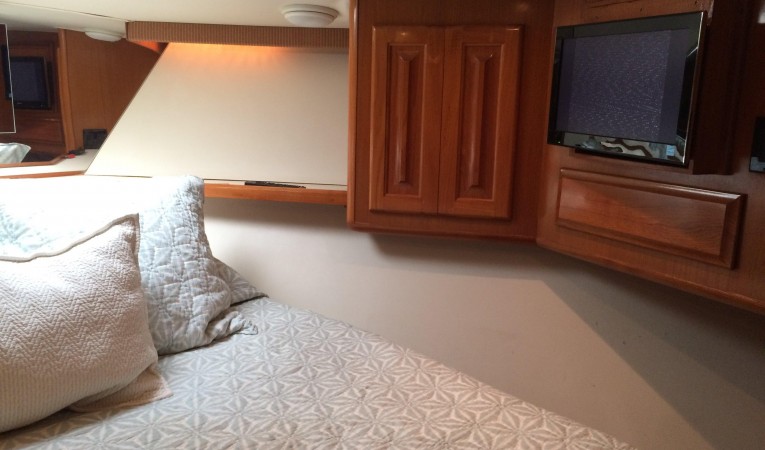 43 Viking Master Stateroom