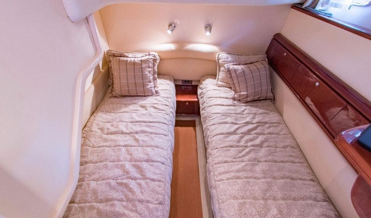 60 Viking TWIN GUEST STATEROOM