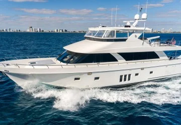 85' Ocean Alexander 2011