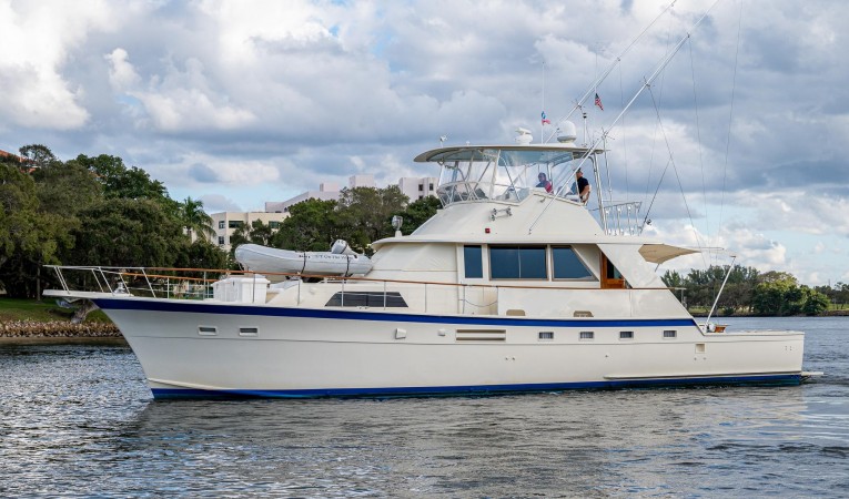 53 Hatteras 